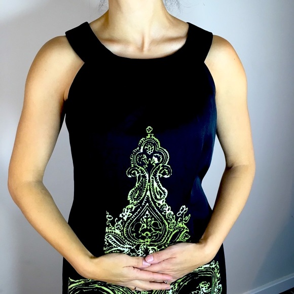 Printed Design Black Dress - Picture 4 of 7